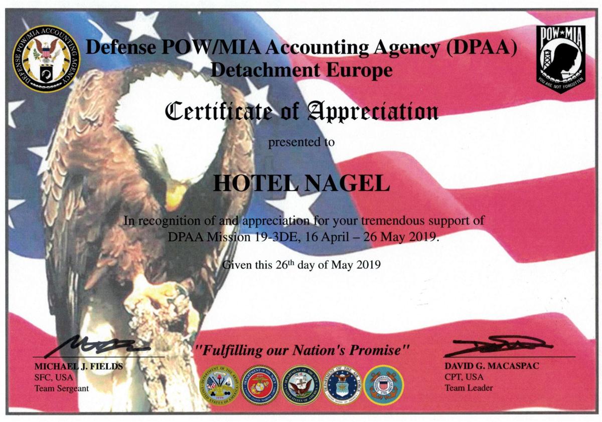 As a token of appreciation for the excellent support, Cpt. David Macaspac presented the "Certificate of Appreciation" to Josef Nagel.