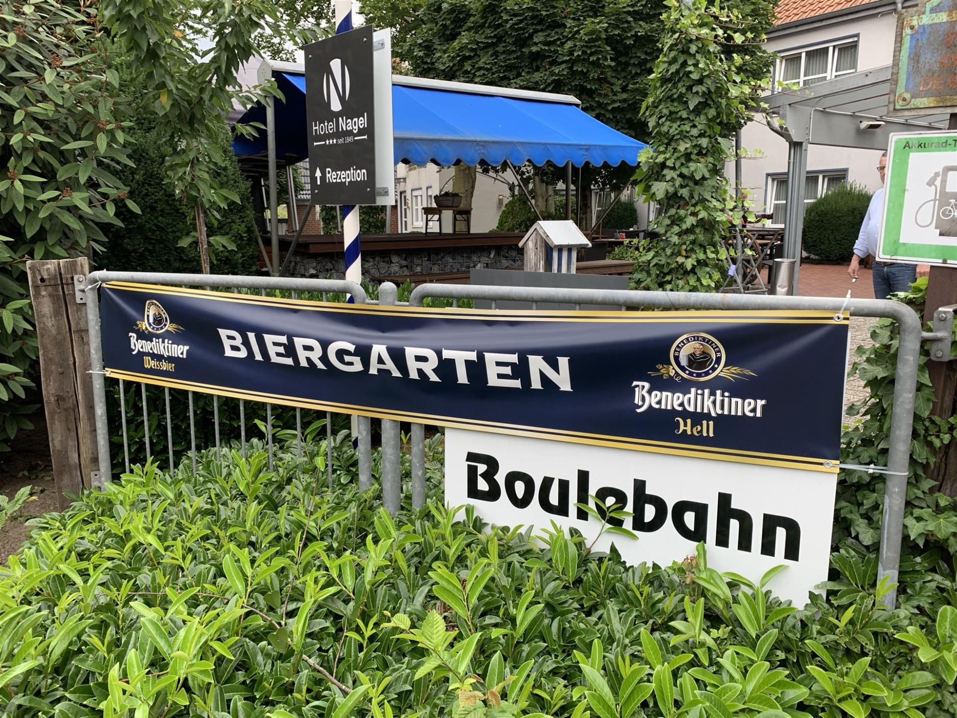 Entrance to the beer garden at the rear of the hotel.